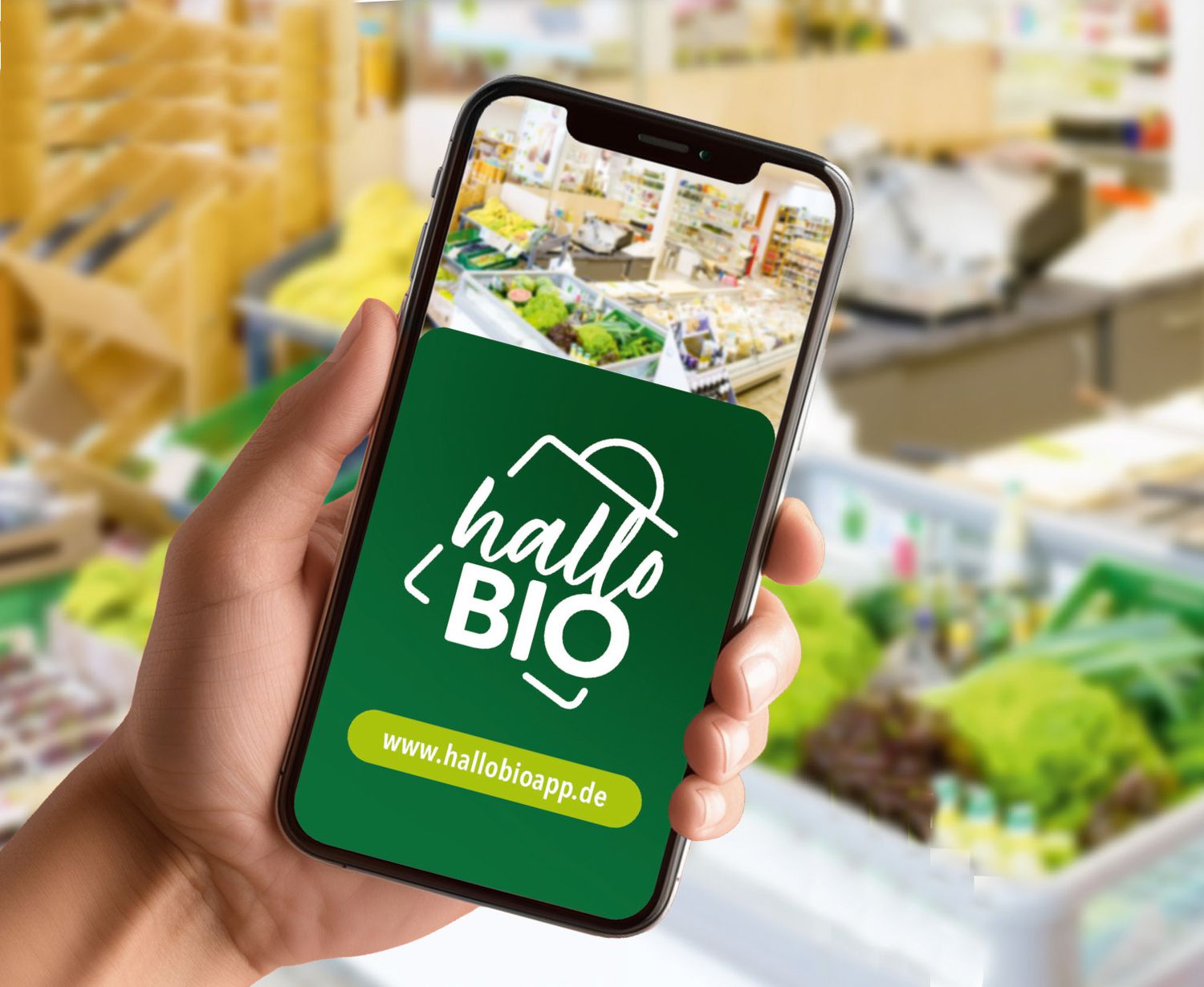 Smartphone mit halloBIO-App im Bioladen